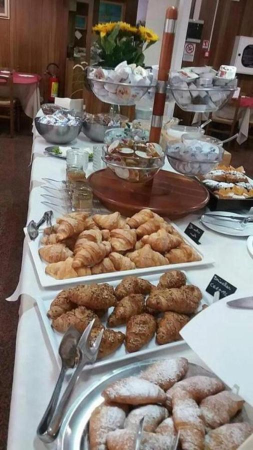 Hotel Gemini Rimini Ngoại thất bức ảnh