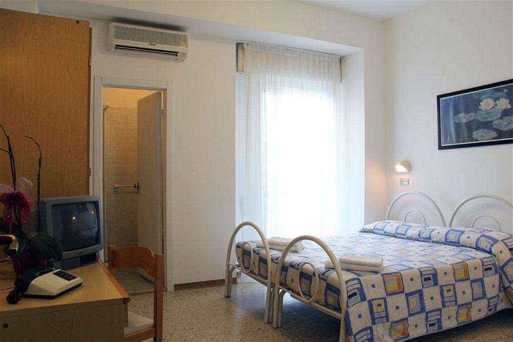 Hotel Gemini Rimini Ngoại thất bức ảnh